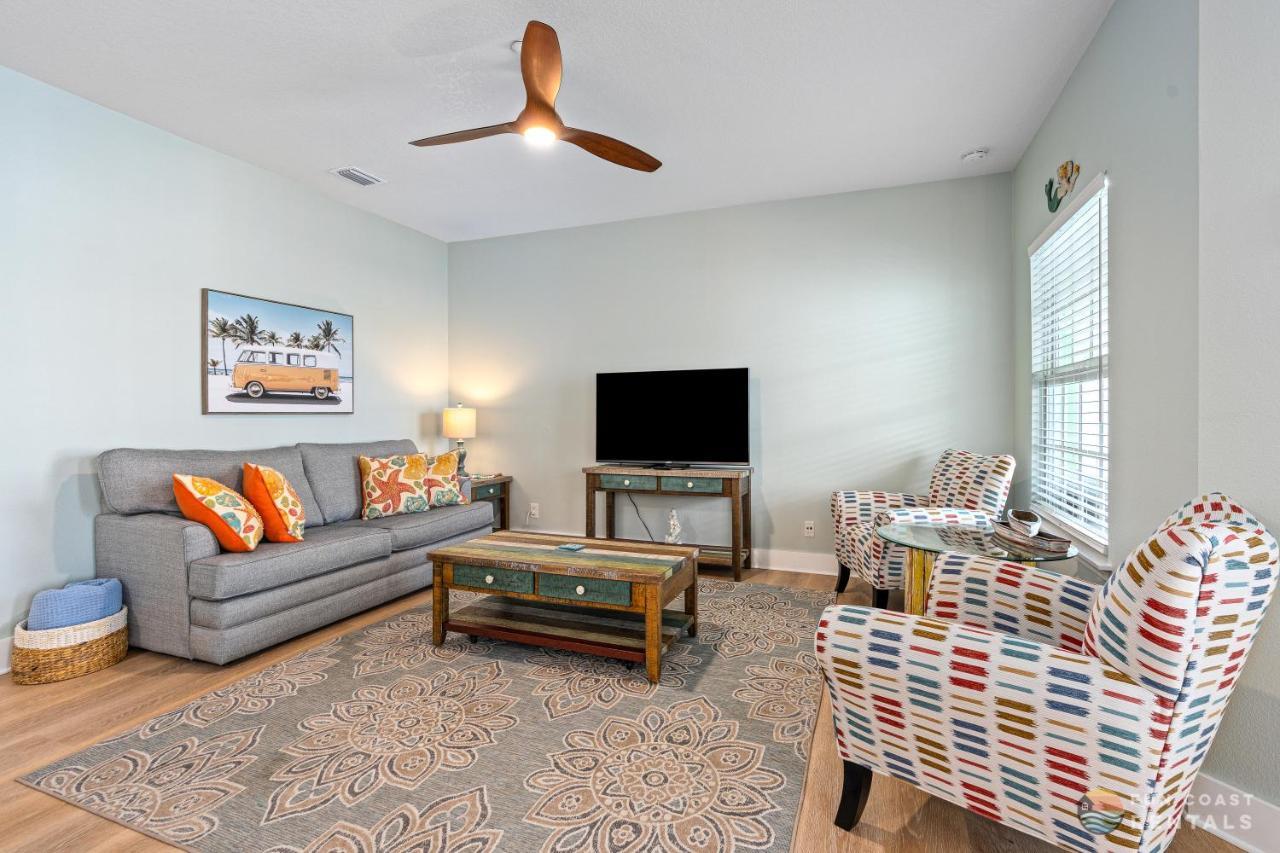 On Flagler Avenue! Dog Friendly With Balcony And Parking Walk To The Beach! New Smyrna Beach Bagian luar foto